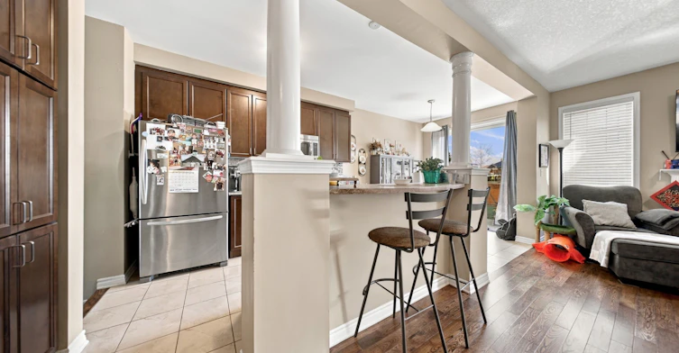 8 Celano Drive, Hamilton, ON, L8B 1V3 - 8