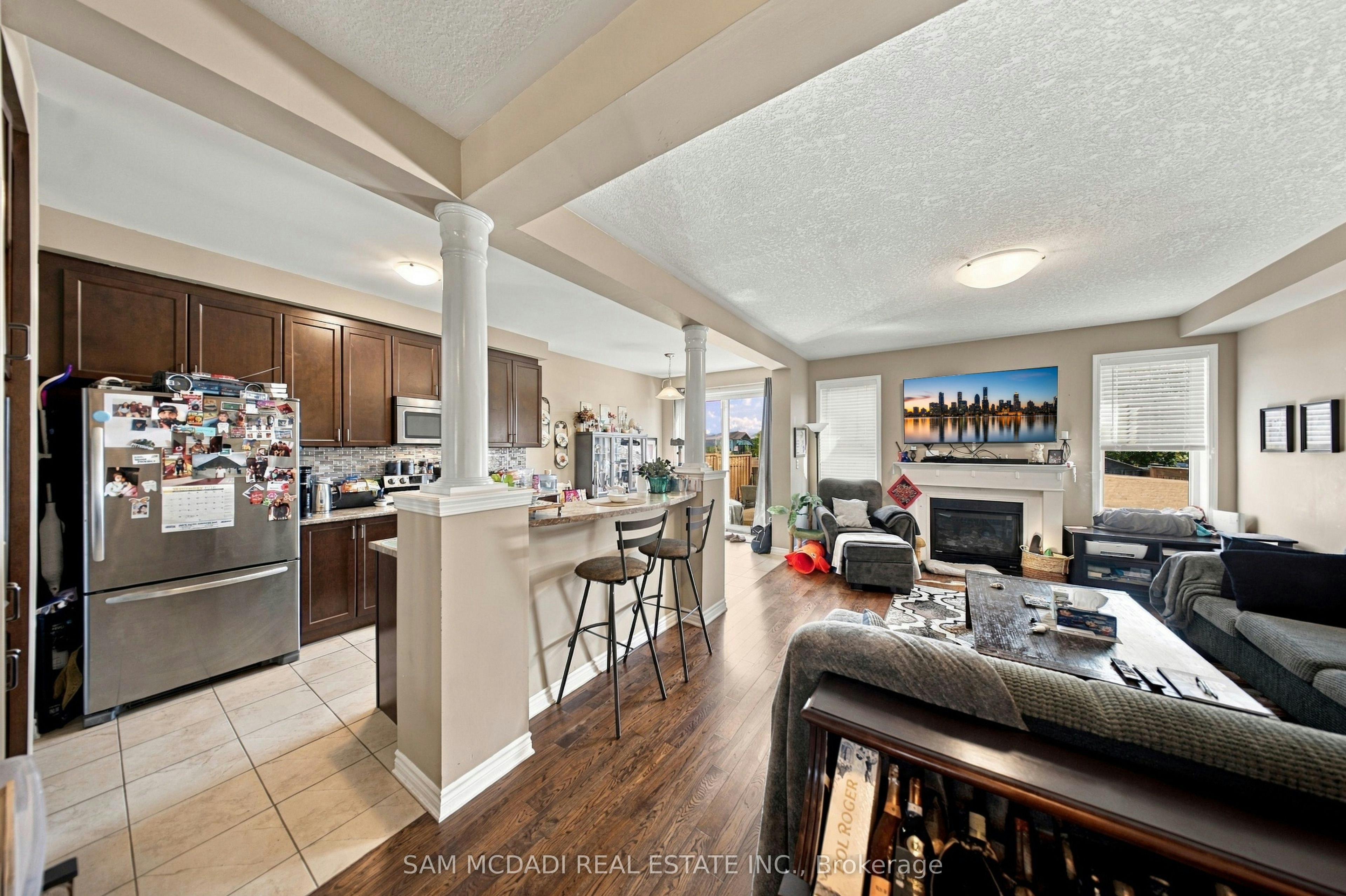 8 Celano Drive, Hamilton, ON, L8B 1V3 - 7
