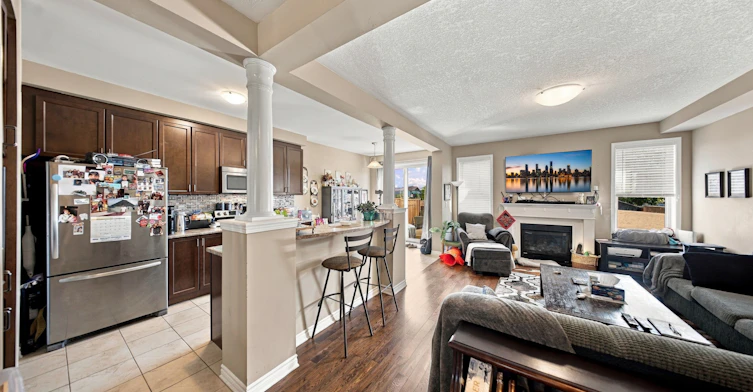 8 Celano Drive, Hamilton, ON, L8B 1V3 - 7