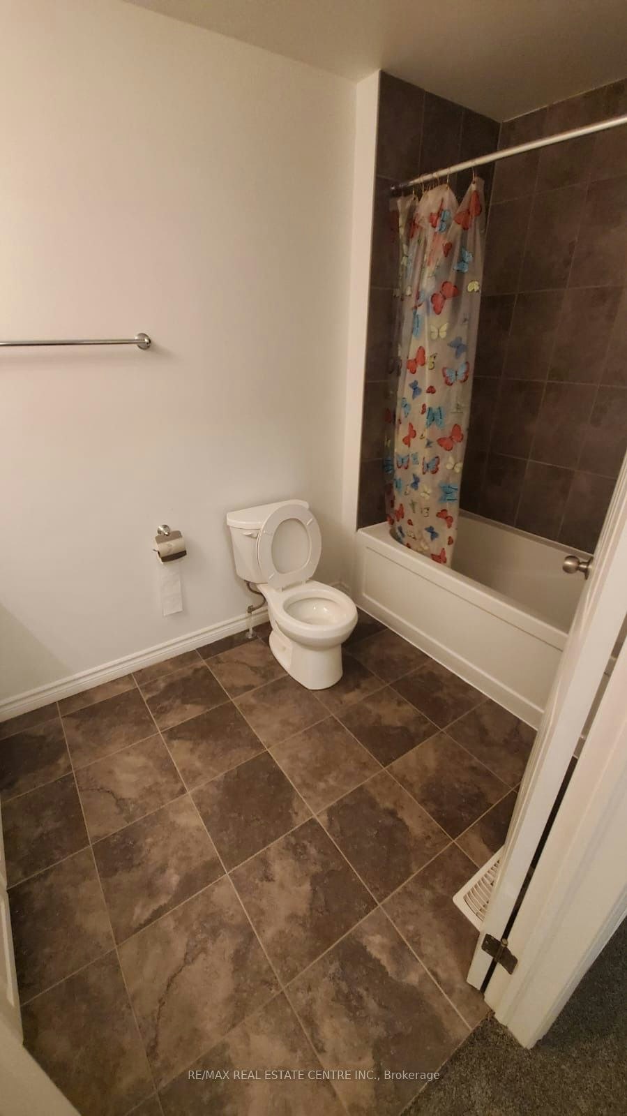 19 Saddlebrook Court, Kitchener, ON, N2R 0P6 - 7