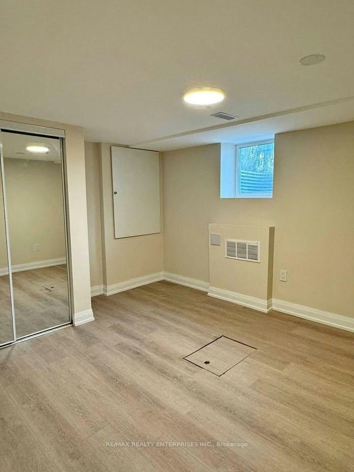 Lower - 1 Bedroom-60 Wakelin Terrace, St. Catharines, ON, L2M 4K9 - 8