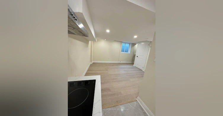 Lower - 1 Bedroom-60 Wakelin Terrace, St. Catharines, ON, L2M 4K9 - 6
