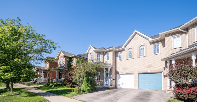 33 Titan Drive, Hamilton, ON, L8E 5Z9