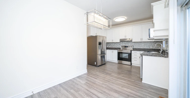 33 Titan Drive, Hamilton, ON, L8E 5Z9 - 12