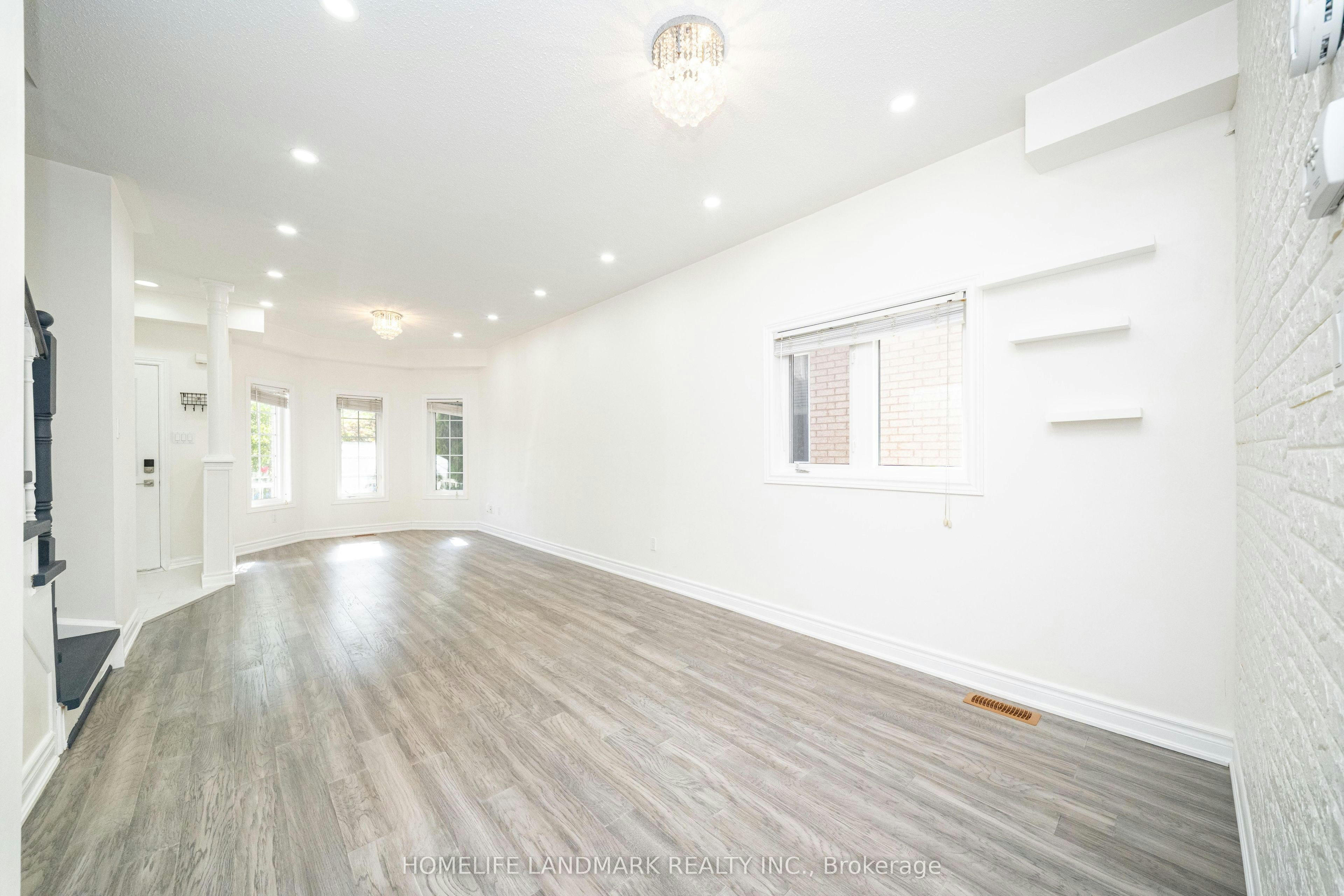 33 Titan Drive, Hamilton, ON, L8E 5Z9 - 4