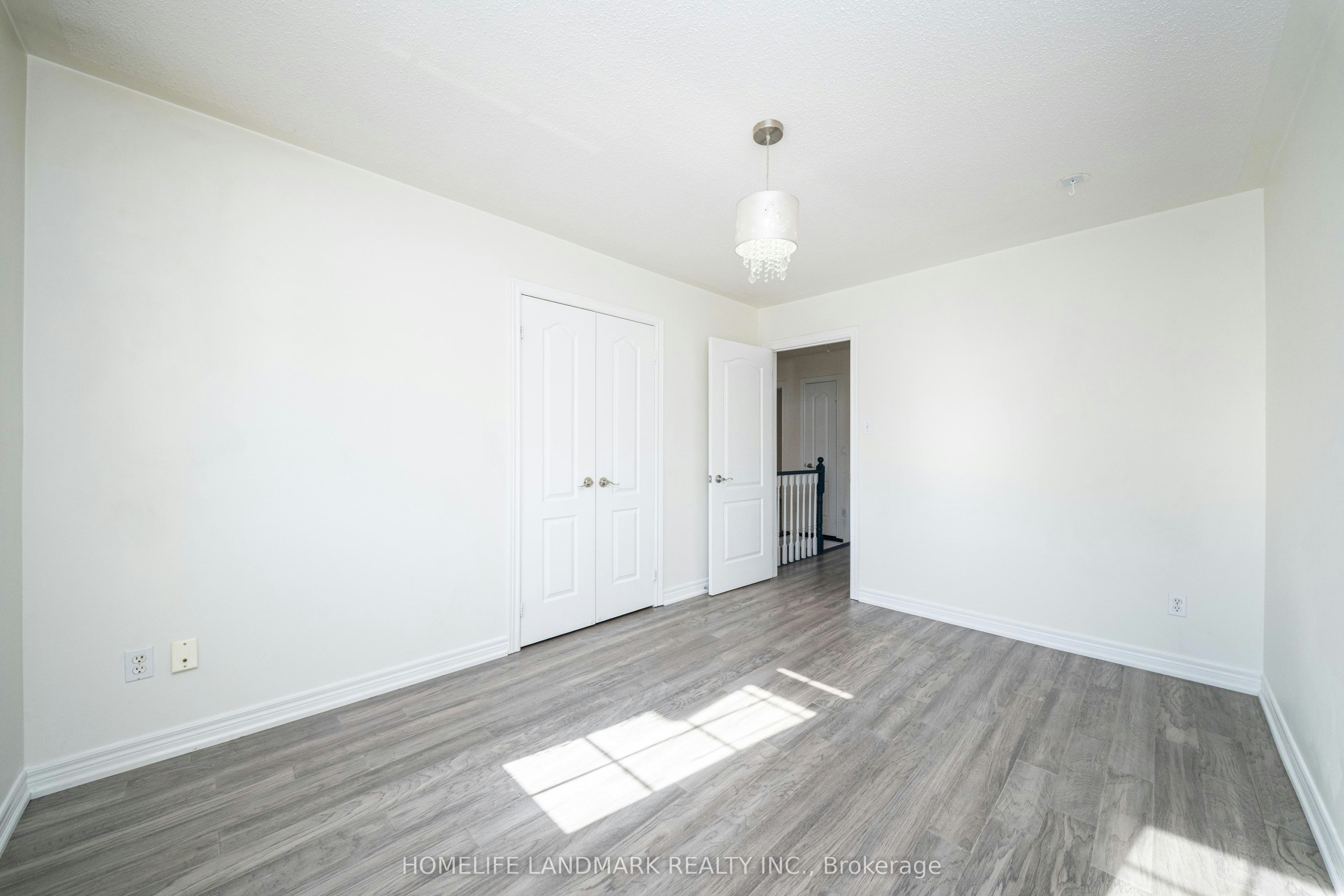 33 Titan Drive, Hamilton, ON, L8E 5Z9 - 29