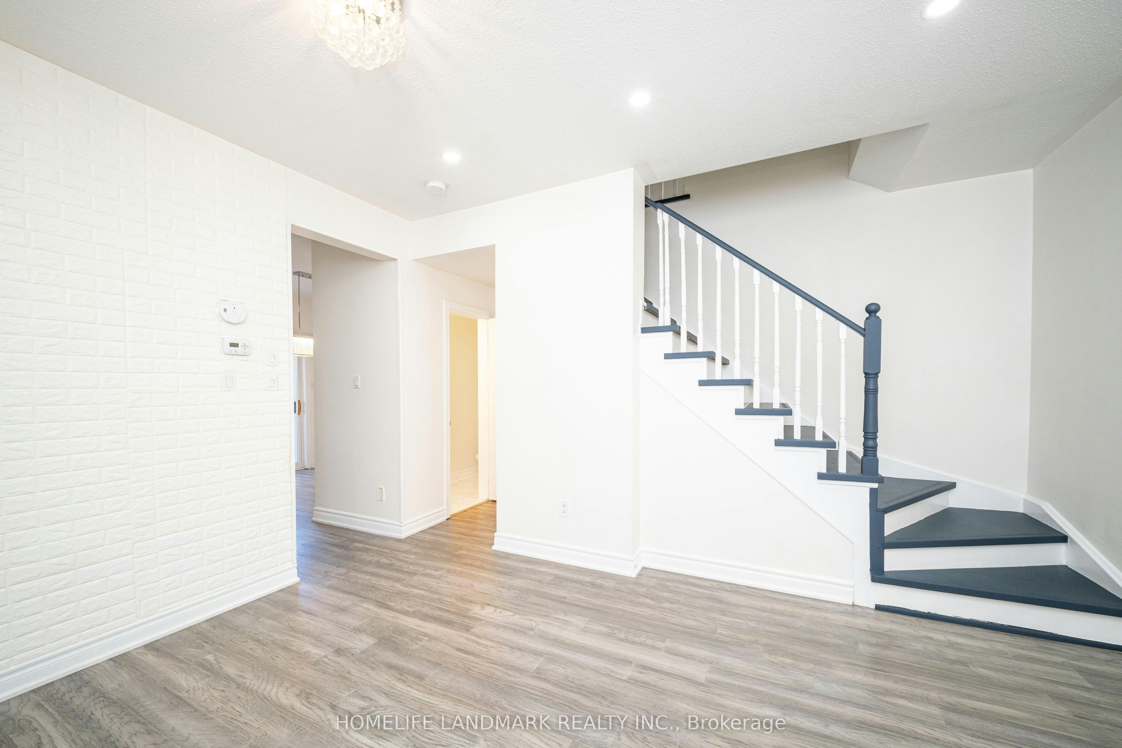 33 Titan Drive, Hamilton, ON, L8E 5Z9 - 9