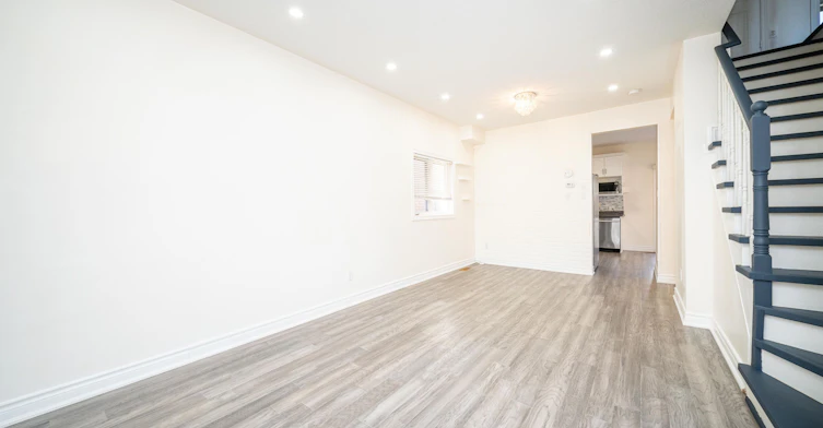 33 Titan Drive, Hamilton, ON, L8E 5Z9 - 8