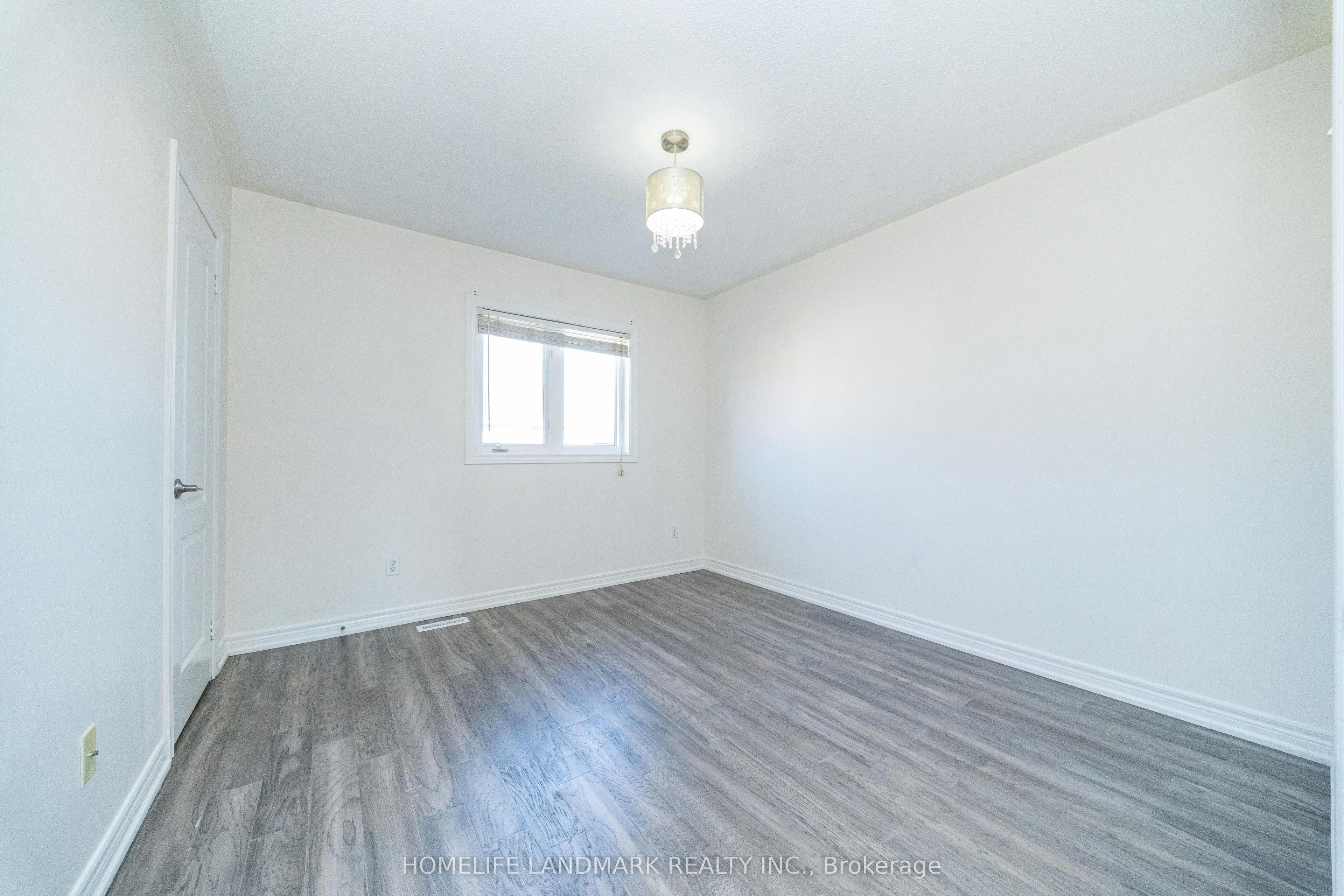 33 Titan Drive, Hamilton, ON, L8E 5Z9 - 32