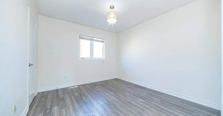 33 Titan Drive, Hamilton, ON, L8E 5Z9 - 32
