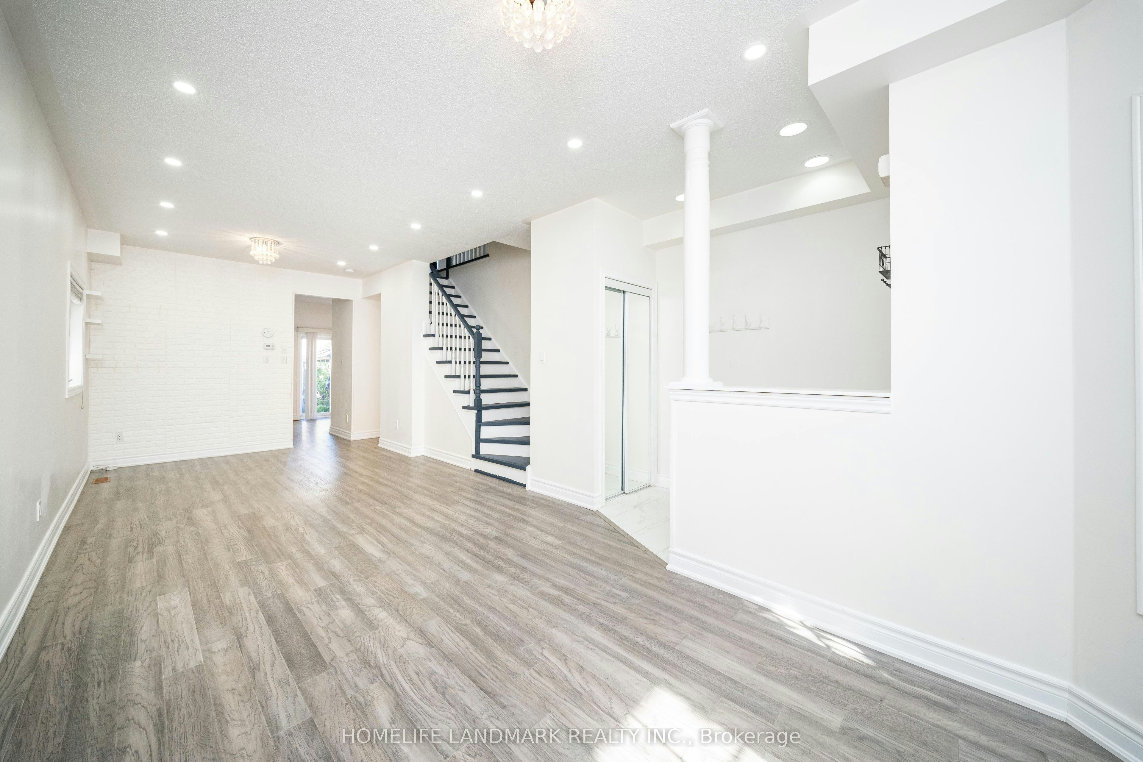33 Titan Drive, Hamilton, ON, L8E 5Z9 - 7
