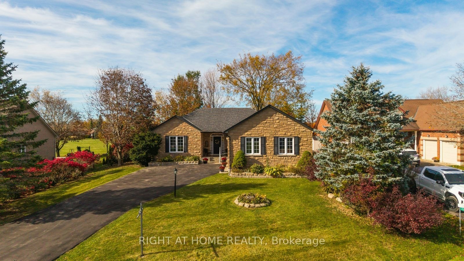 21 Crescent Moon Lane, Kawartha Lakes, ON, L0C 1G0