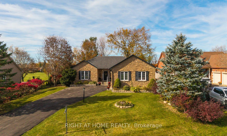 21 Crescent Moon Lane
