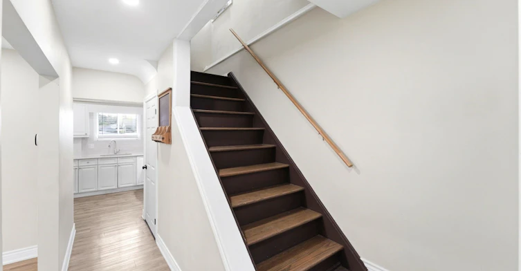 Main Level-46 Lilacside Drive, Hamilton, ON, L8V 2L7 - 7