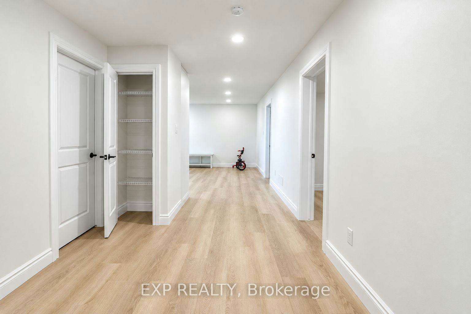 Bsmt-2567 Constance Avenue, London, ON, N6M 0J4 - 3