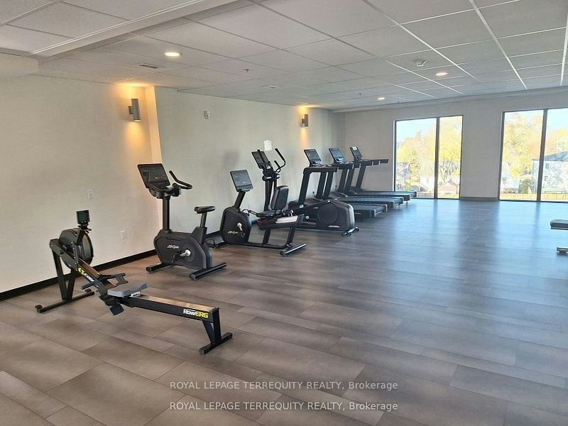 LP 15-50 Herrick Avenue, St. Catharines, ON, L2P 0G3 - 6