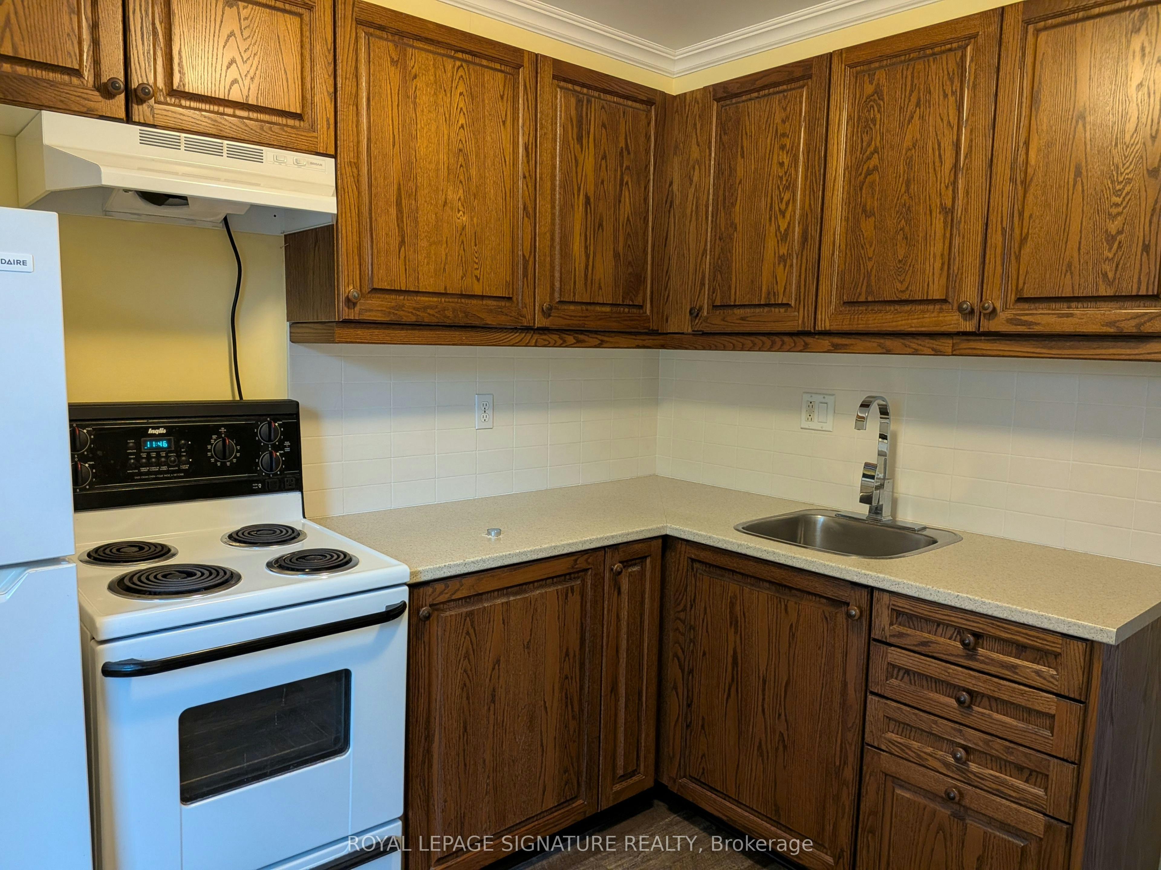 2-156 Park Row S, Hamilton, ON, L8K 2J8 - 5