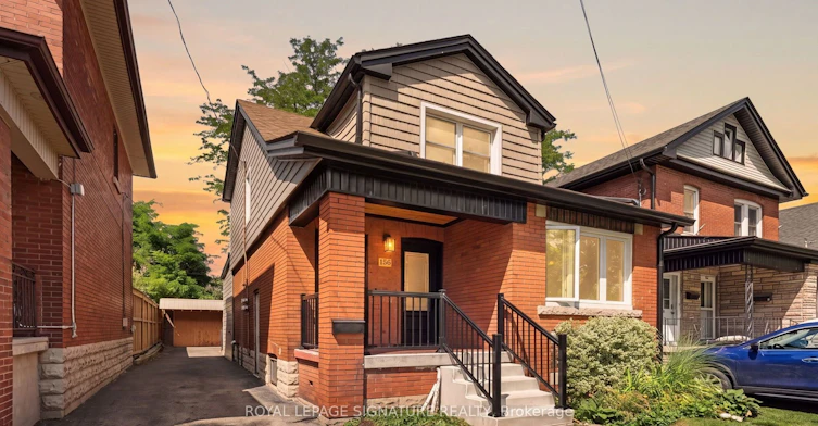 2-156 Park Row S, Hamilton, ON, L8K 2J8