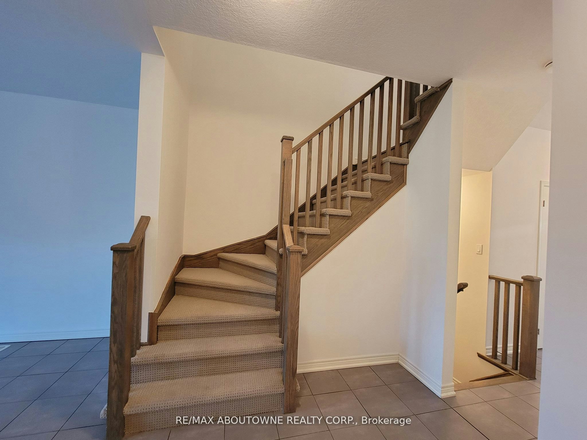 66 Bradbury Road, Hamilton, ON, L8J 2V7 - 11