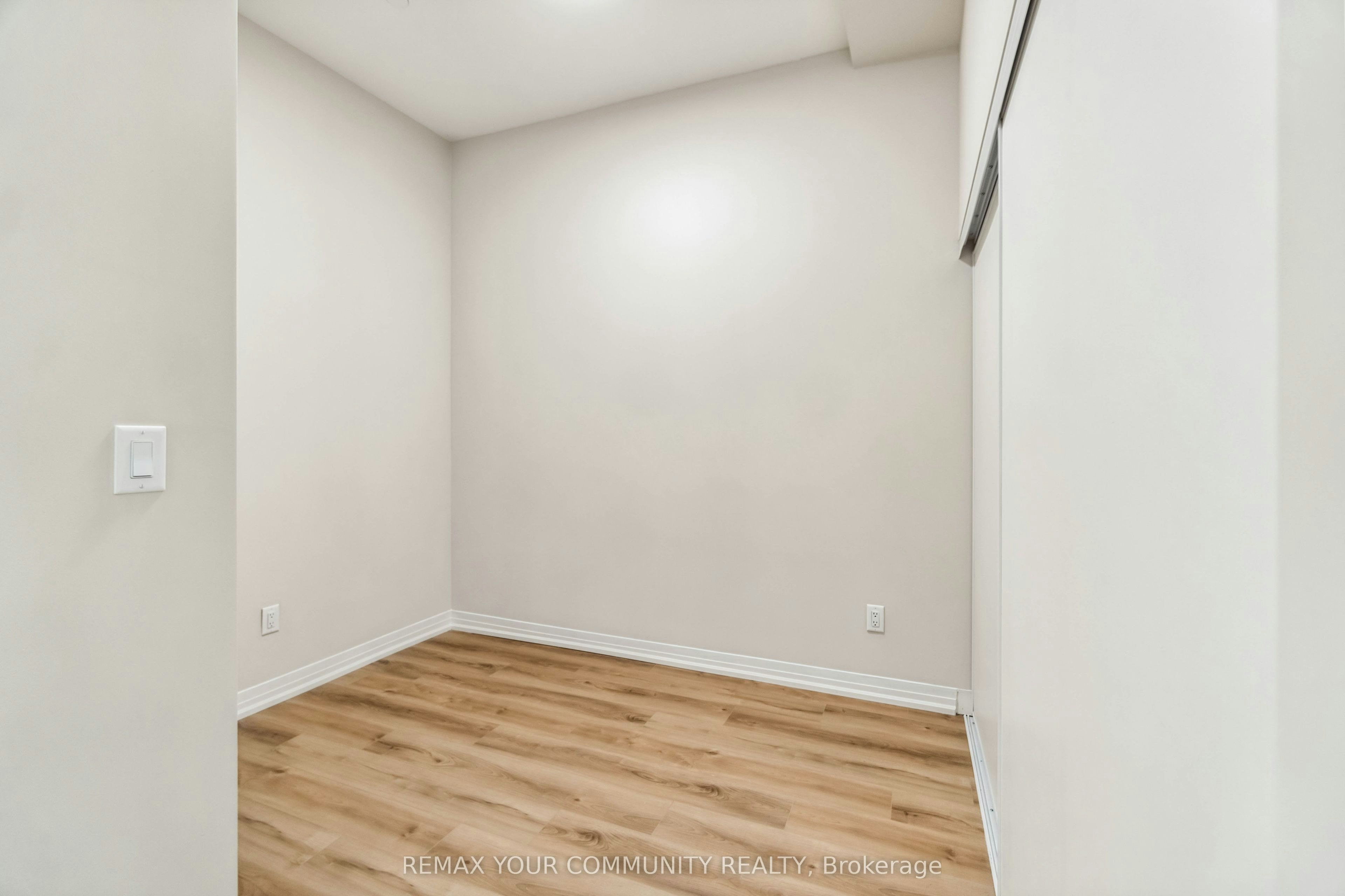 Upper PH04-50 Herrick Avenue, St. Catharines, ON, L2P 2T9 - 9
