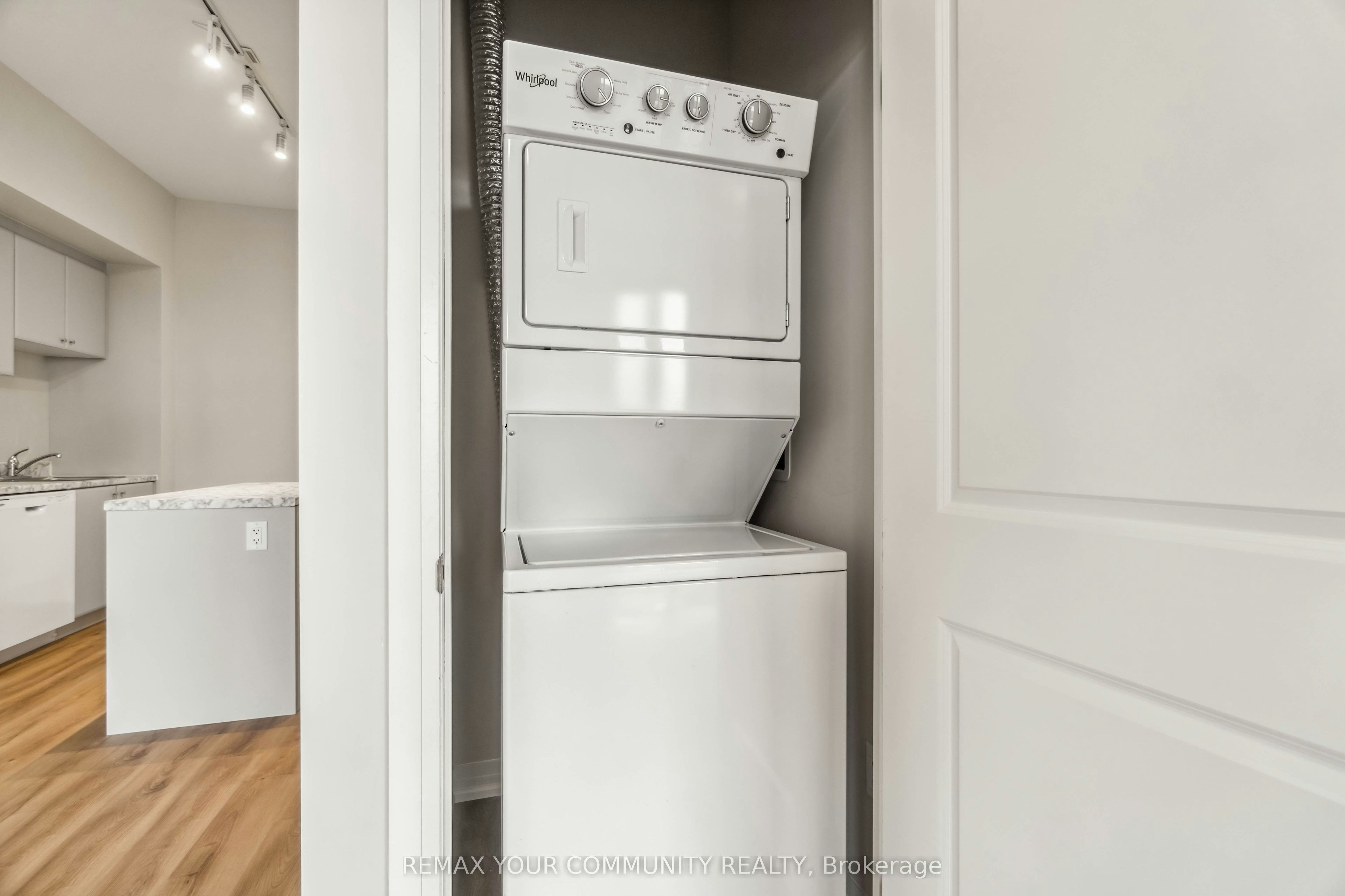 Upper PH04-50 Herrick Avenue, St. Catharines, ON, L2P 2T9 - 23