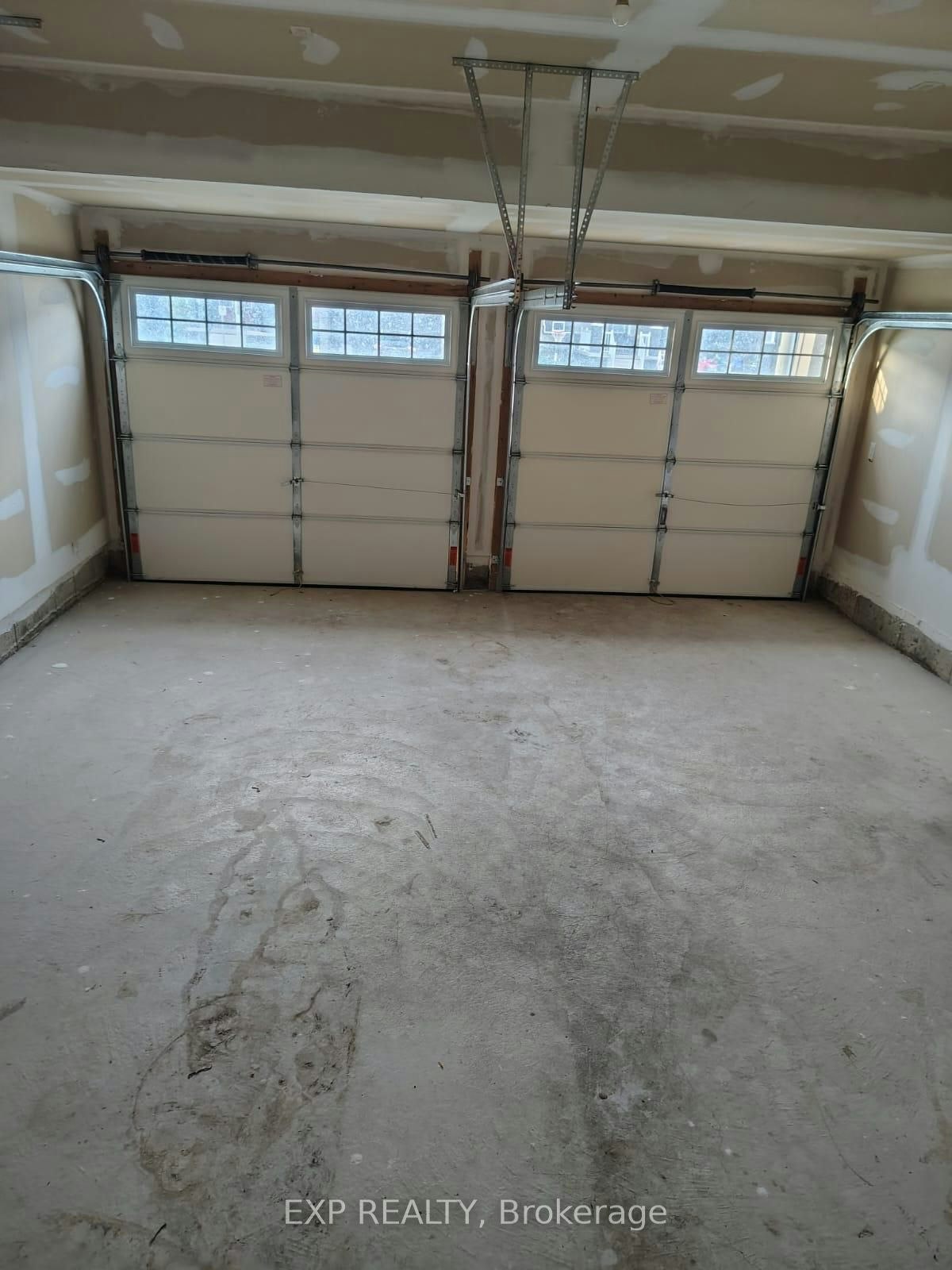 317 Forks Road E, Welland, ON, L3B 6C8 - 19