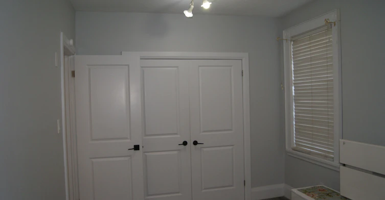 Main/Back-70 Centre Street W, Strathroy, ON, N7G 1T8 - 7
