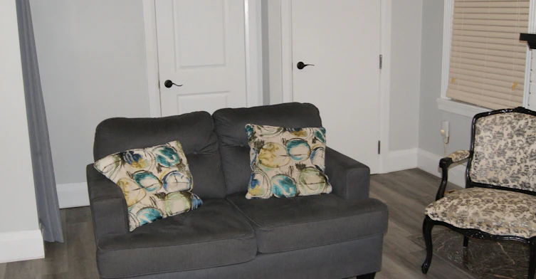 Main/Back-70 Centre Street W, Strathroy, ON, N7G 1T8 - 6