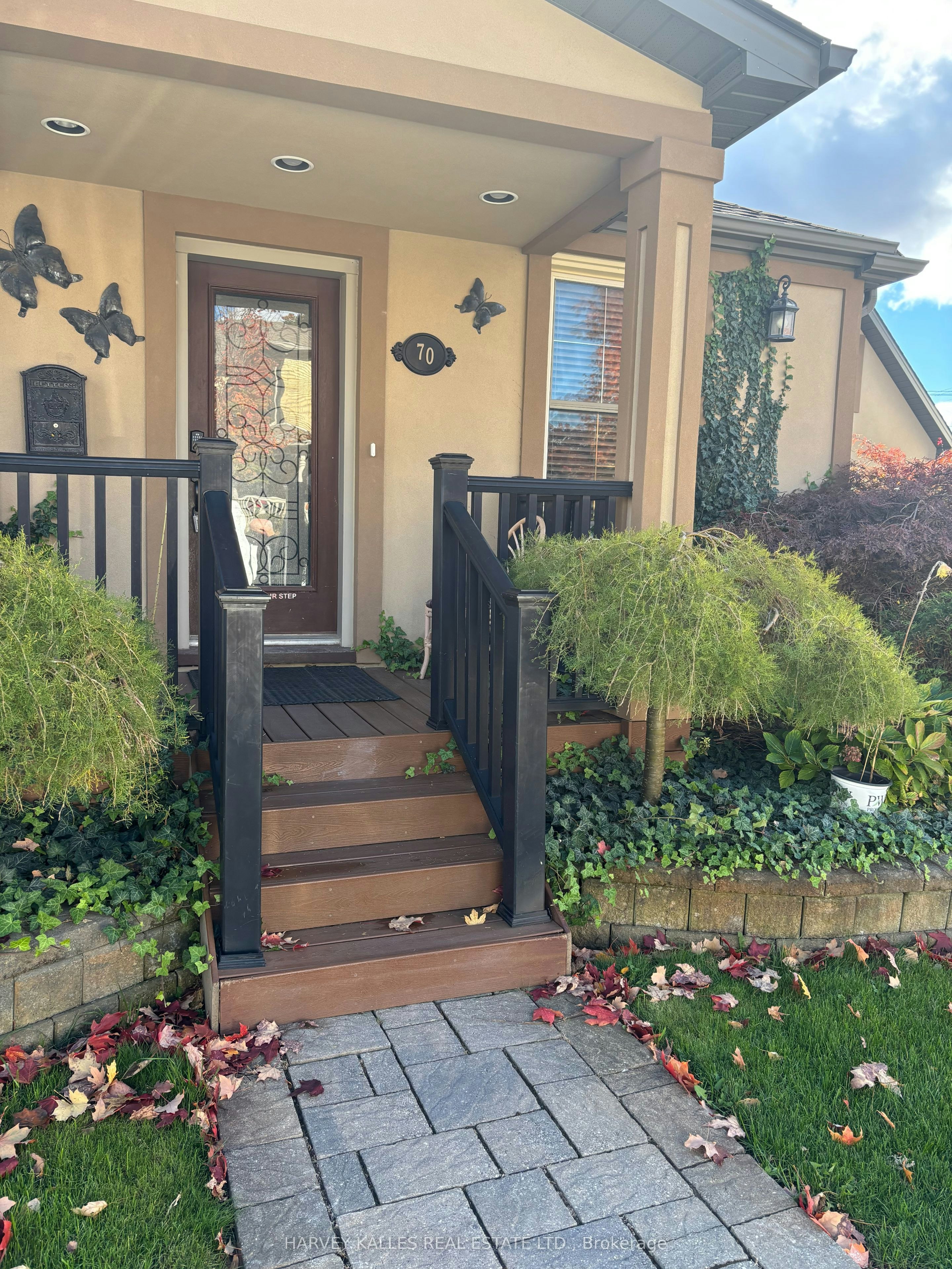 Main/Back-70 Centre Street W, Strathroy, ON, N7G 1T8 - 14