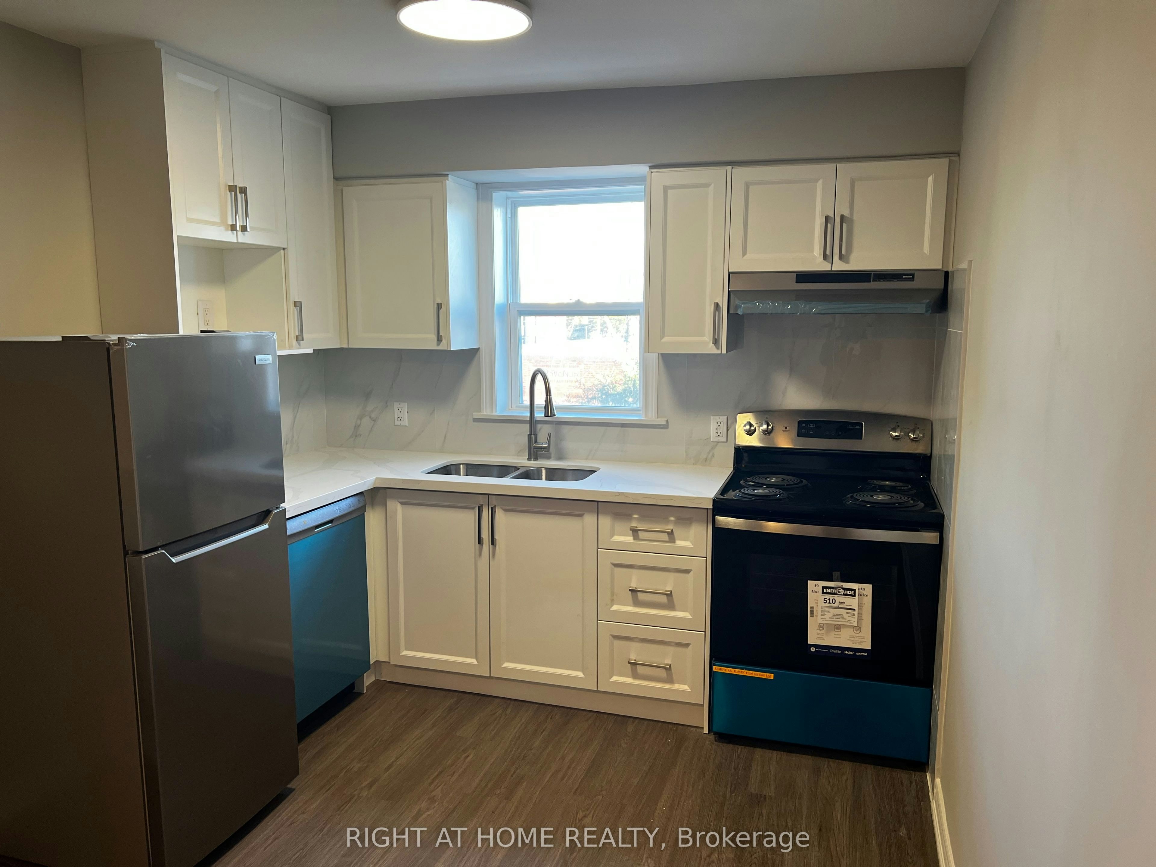 Unit 6-4 Grosvenor Avenue S, Hamilton, ON, L8M 3K9 - 9