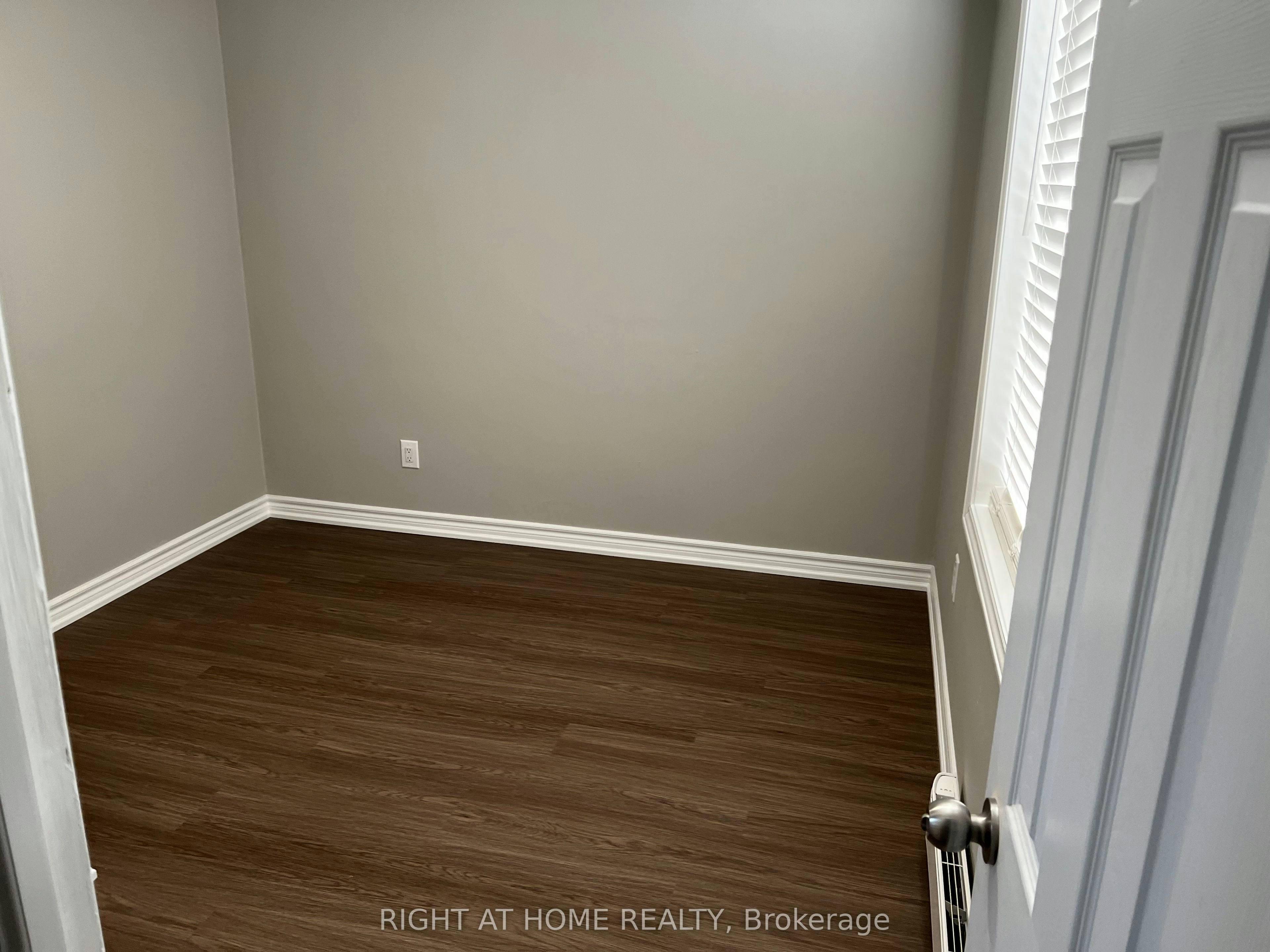 Unit 6-4 Grosvenor Avenue S, Hamilton, ON, L8M 3K9 - 7