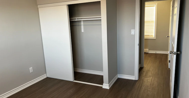Unit 6-4 Grosvenor Avenue S, Hamilton, ON, L8M 3K9 - 3