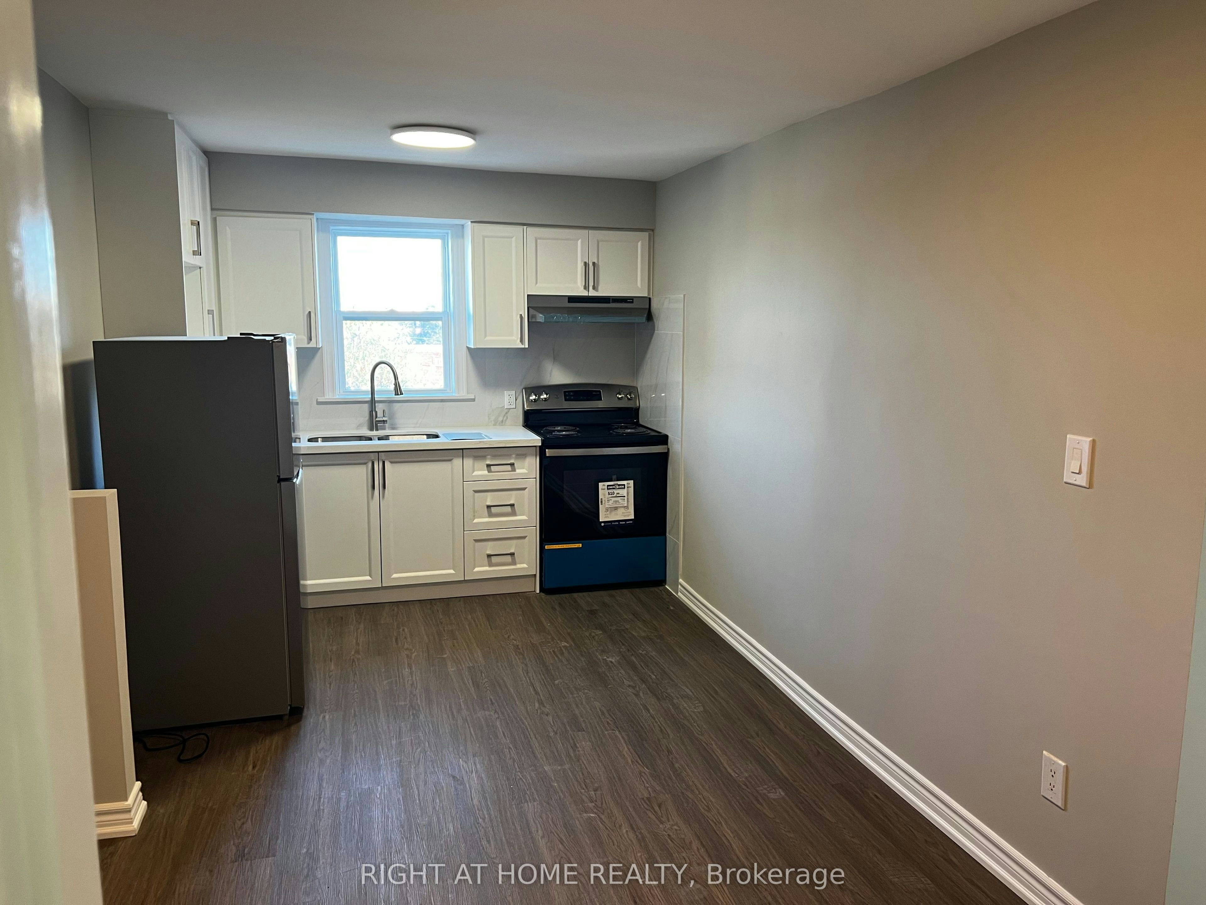 Unit 6-4 Grosvenor Avenue S, Hamilton, ON, L8M 3K9 - 2