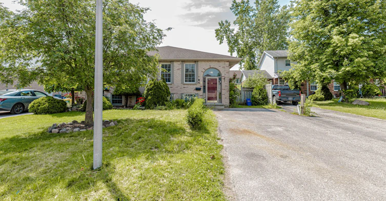 Main Floor-29 Julia Court, London, ON, N5V 4X1