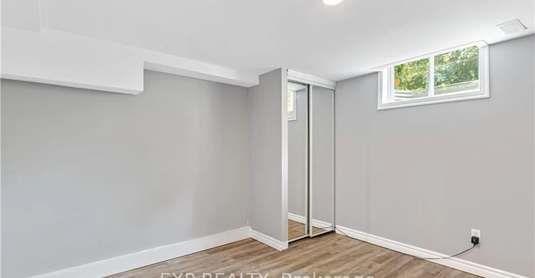 432B Dunvegan Drive, Waterloo, ON, N2K 2C7 - 20