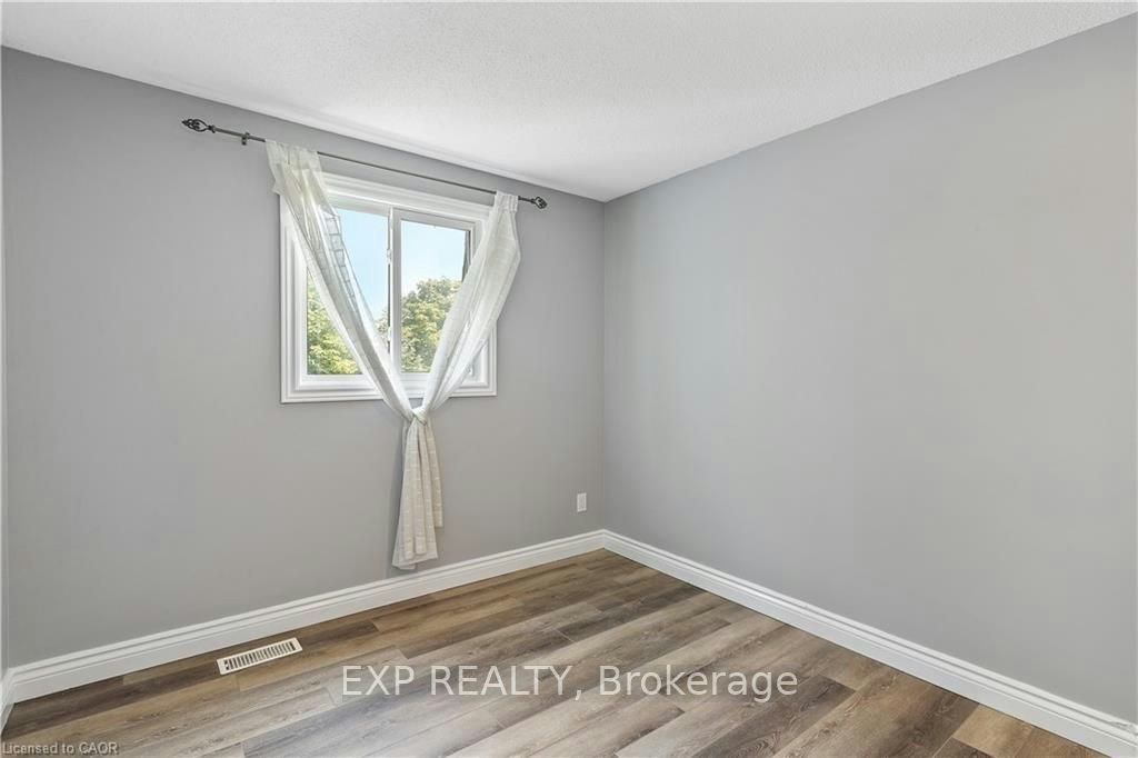 432B Dunvegan Drive, Waterloo, ON, N2K 2C7 - 14