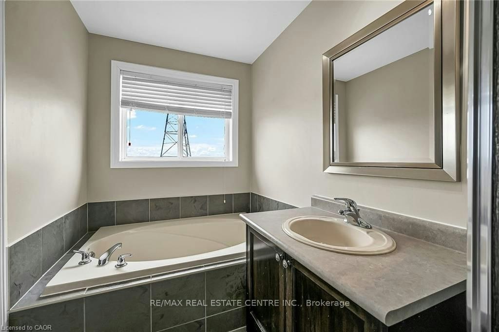 301 Southbrook Drive, Hamilton, ON, L0R 1C0 - 25