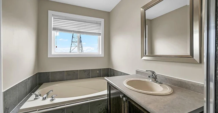 301 Southbrook Drive, Hamilton, ON, L0R 1C0 - 25