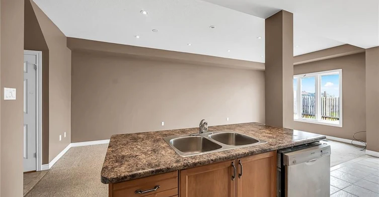 301 Southbrook Drive, Hamilton, ON, L0R 1C0 - 19