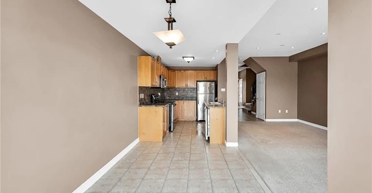 301 Southbrook Drive, Hamilton, ON, L0R 1C0 - 14
