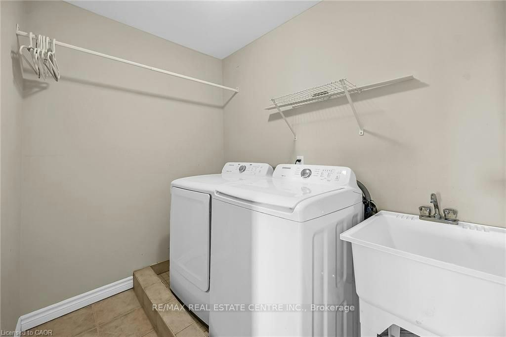 301 Southbrook Drive, Hamilton, ON, L0R 1C0 - 33