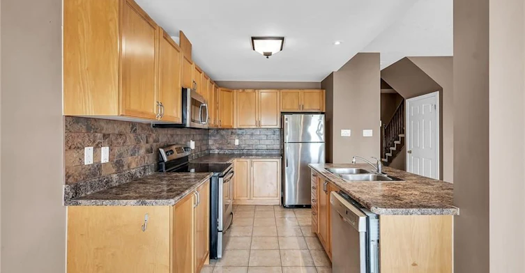 301 Southbrook Drive, Hamilton, ON, L0R 1C0 - 15