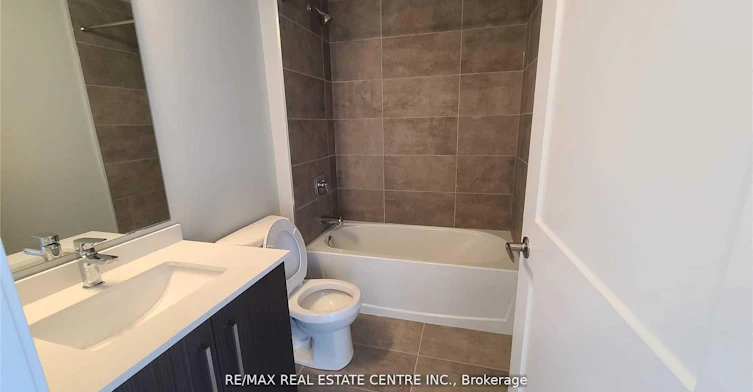 1007-15 Queen Street S, Hamilton, ON, L8P 3R4 - 8