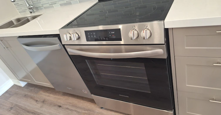 GL05-50 Herrick Avenue, St. Catharines, ON, L2P 0G3 - 2