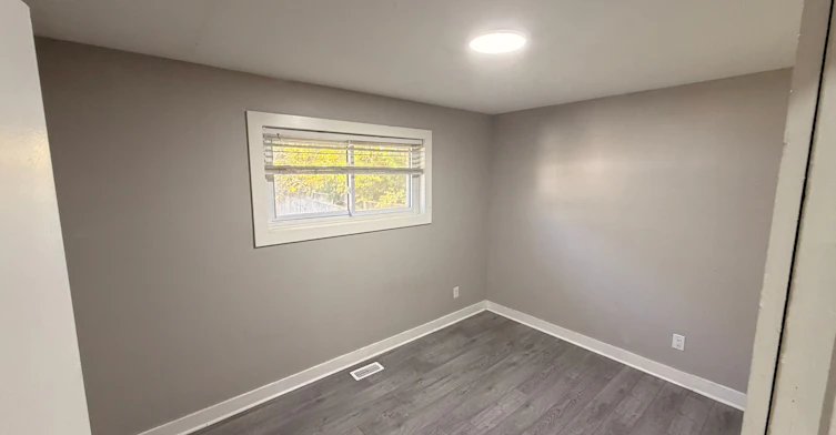 406 Vermont Avenue, London, ON, N5Z 3E5 - 12