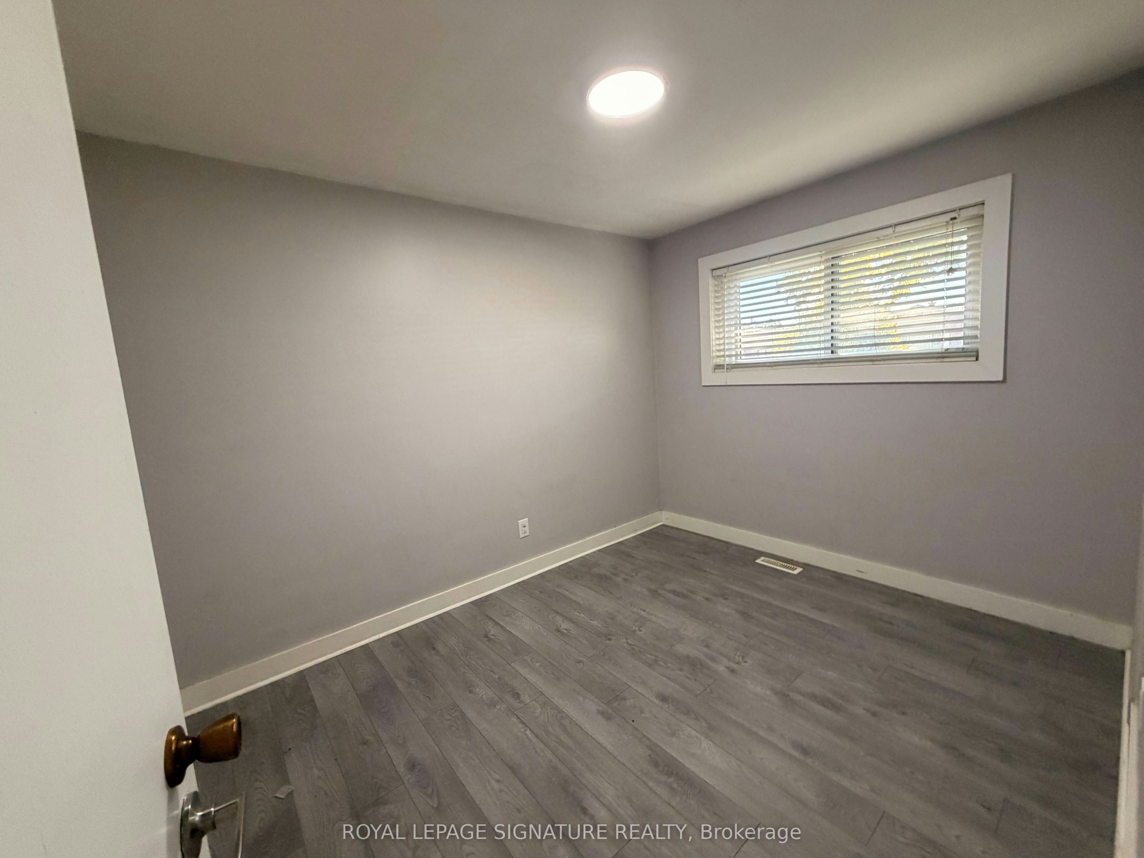 406 Vermont Avenue, London, ON, N5Z 3E5 - 11