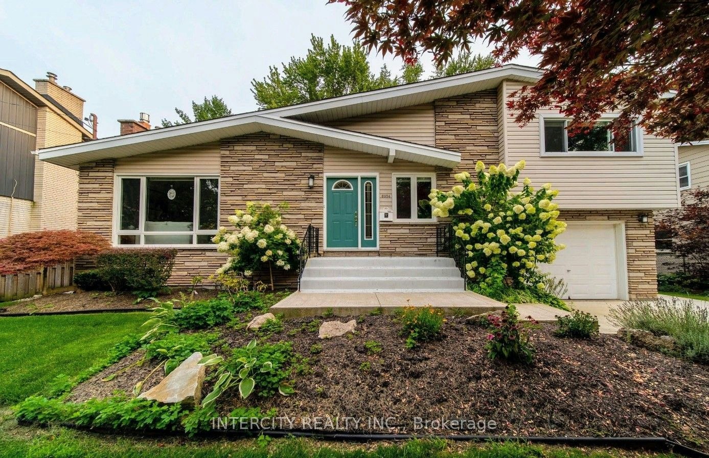 6954 Coach Drive, Niagara Falls, ON, L2G 2J1 - 4