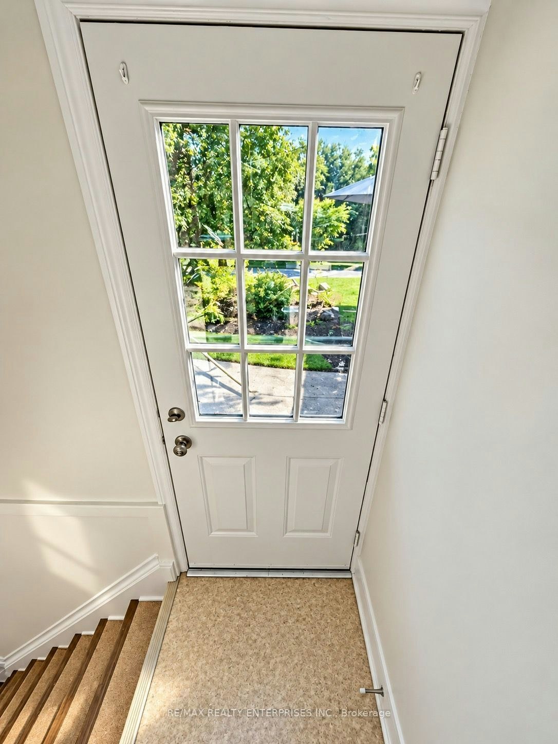Lower-60 Royal Manor Drive, St. Catharines, ON, L2M 4L6 - 2