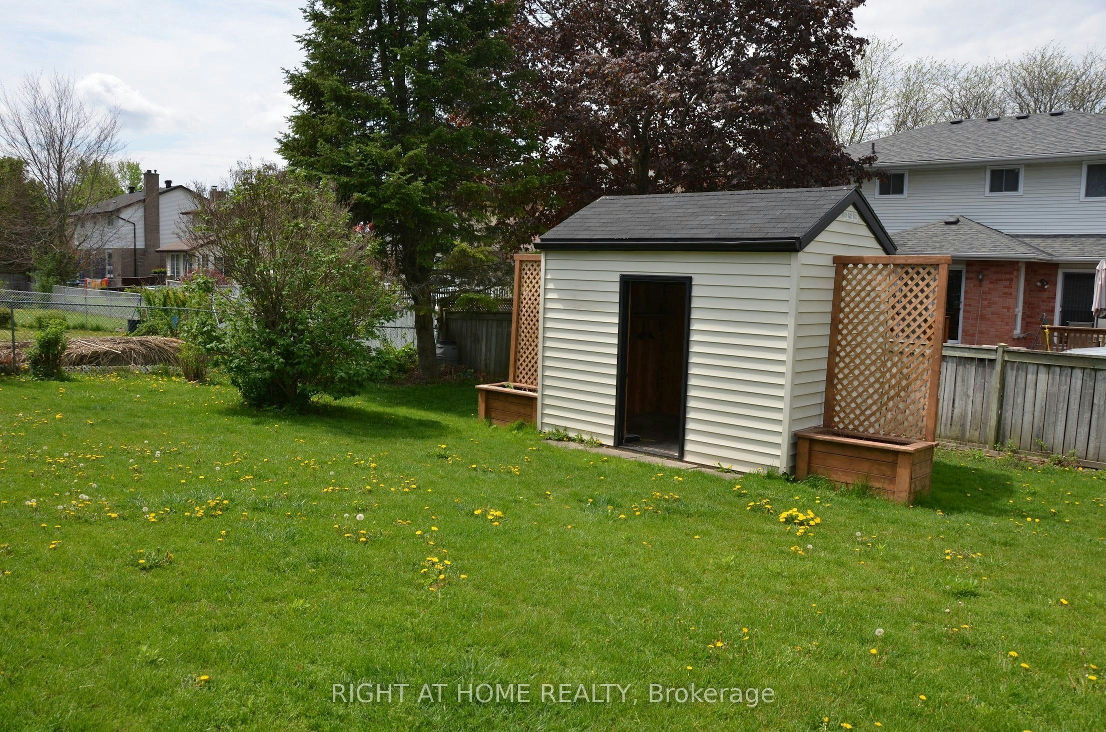12 Westmount Drive, Belleville, ON, K8P 2C7 - 18
