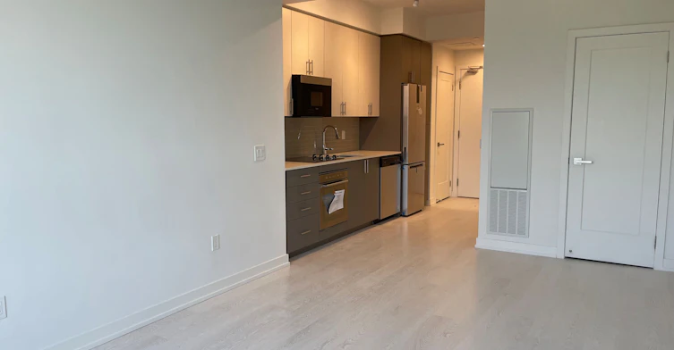617-415 Main Street W, Hamilton, ON, L8P 1K5 - 4